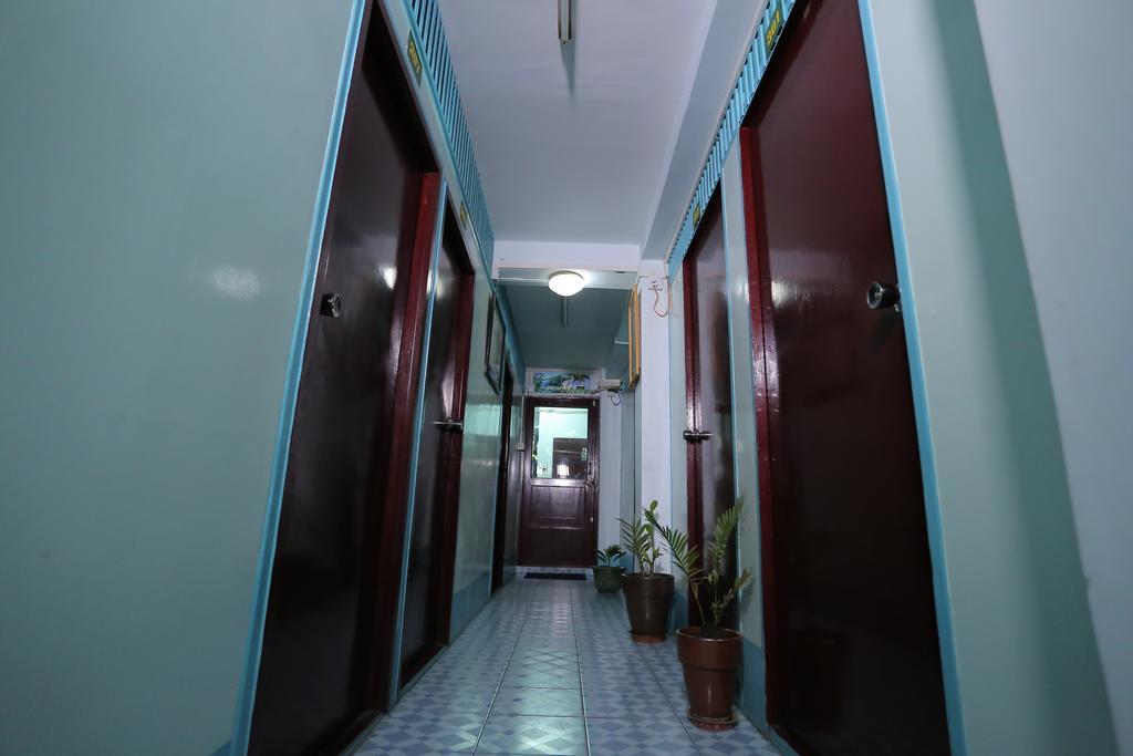 Chan Myae Thar Guest House Yangon Esterno foto