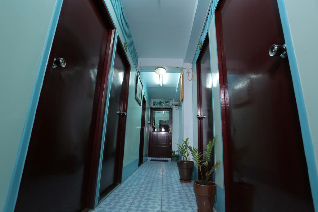 Chan Myae Thar Guest House Yangon Esterno foto