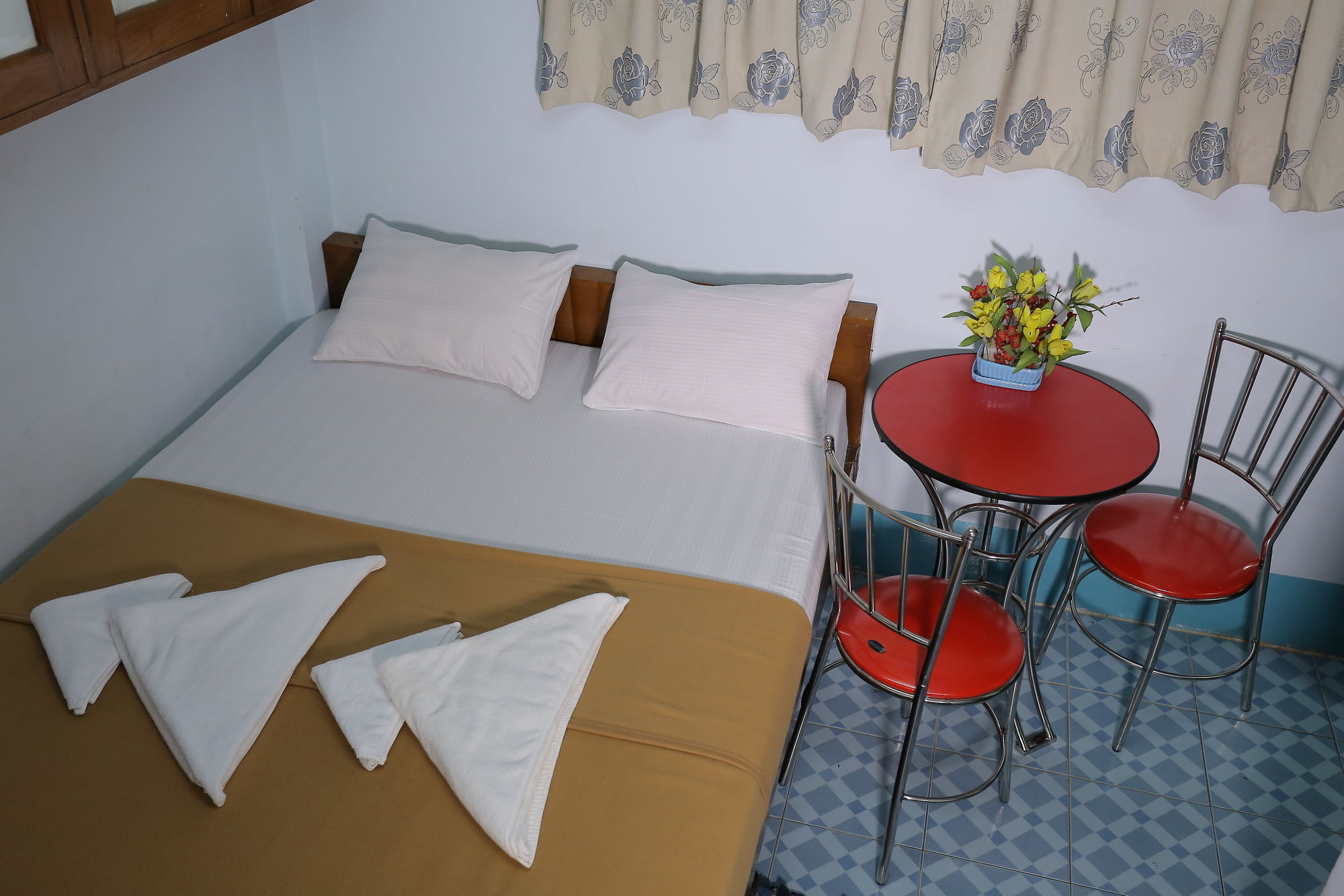 Chan Myae Thar Guest House Yangon Esterno foto