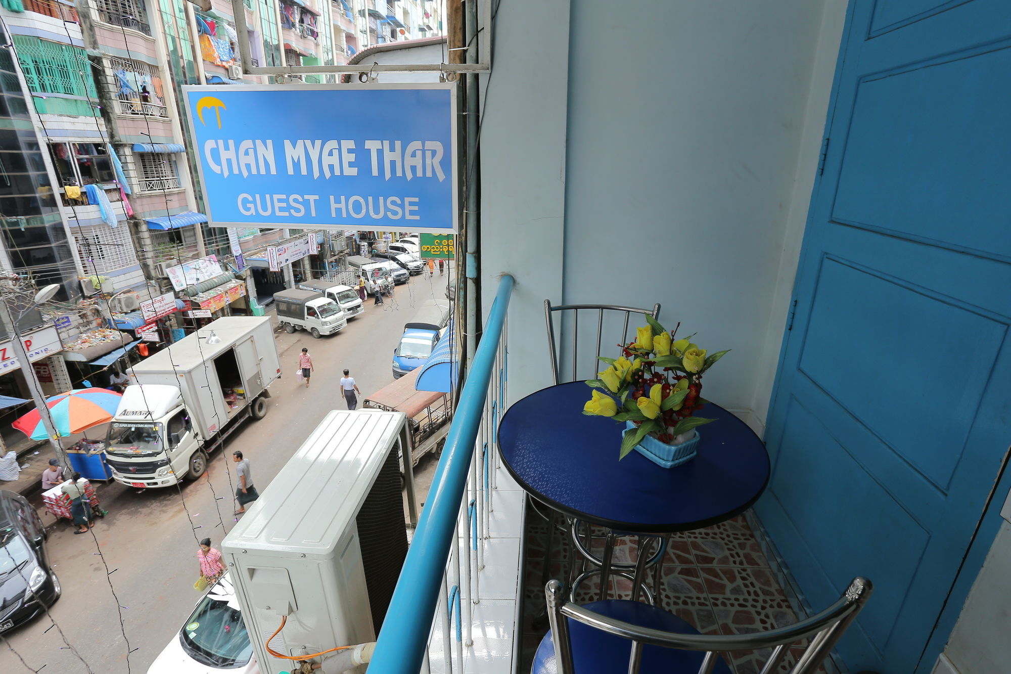 Chan Myae Thar Guest House Yangon Esterno foto